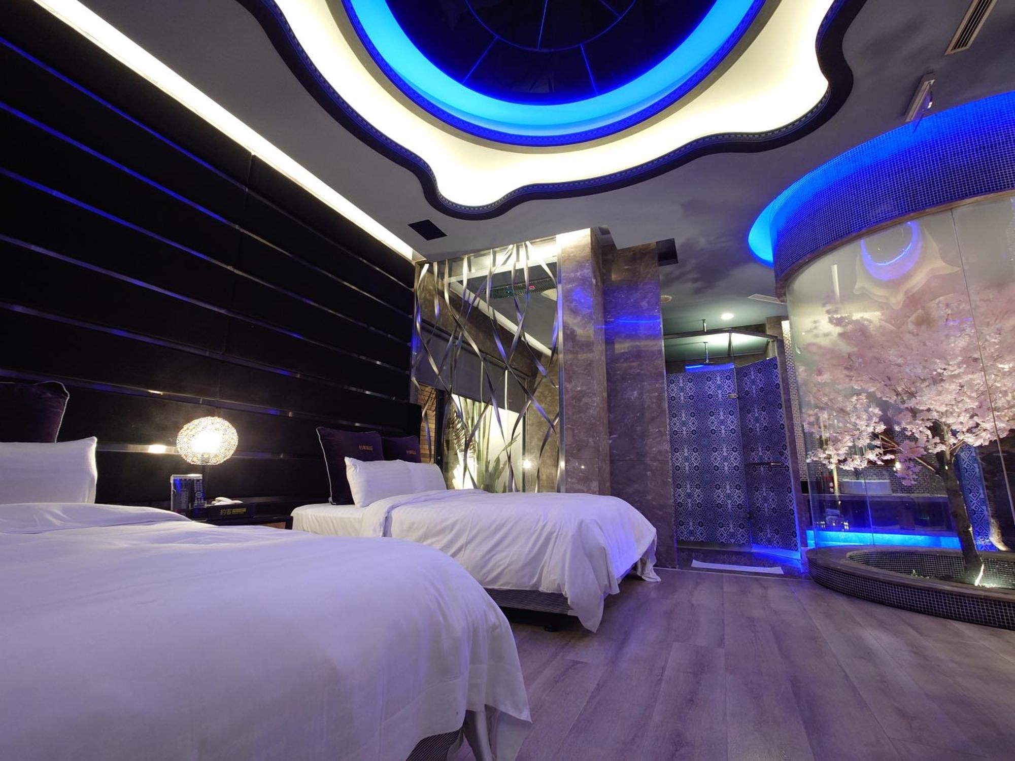 The Yorker Deluxe Motel Taoyuan Exterior photo